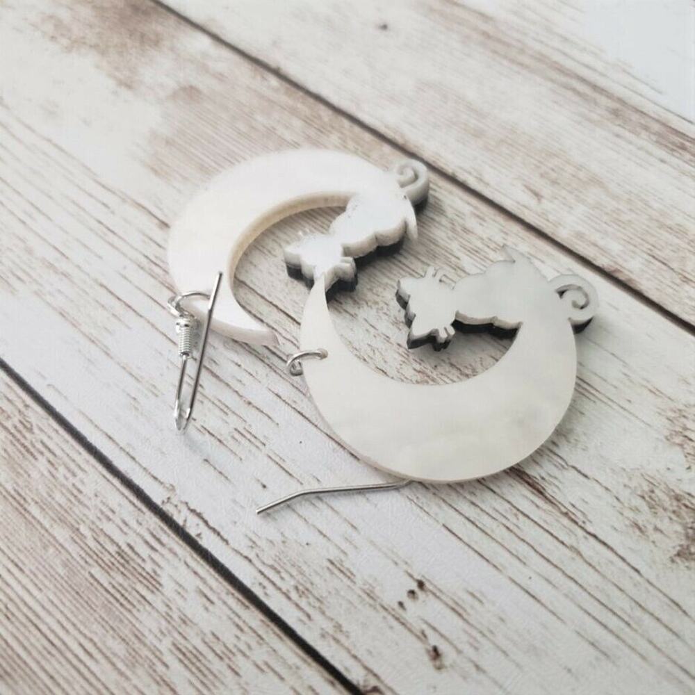 Black Cat On Moon Dangle Earrings - Brand New - Picture 4 of 4